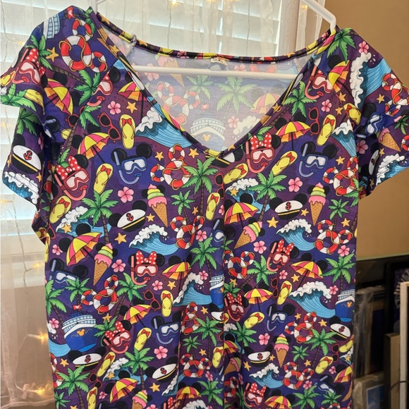 2 Disney Cruise Line women's shirts - size 2xl - Picture 4 of 5